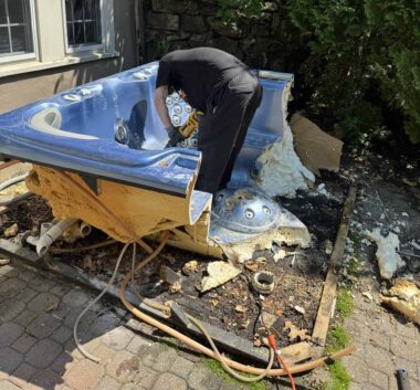 Hot tub removal and disposal